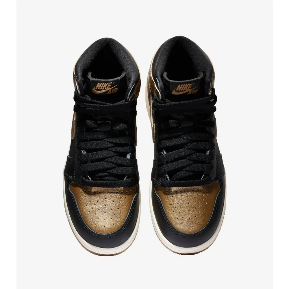Jordan Retro 1 High OG - Picture 1 of 5